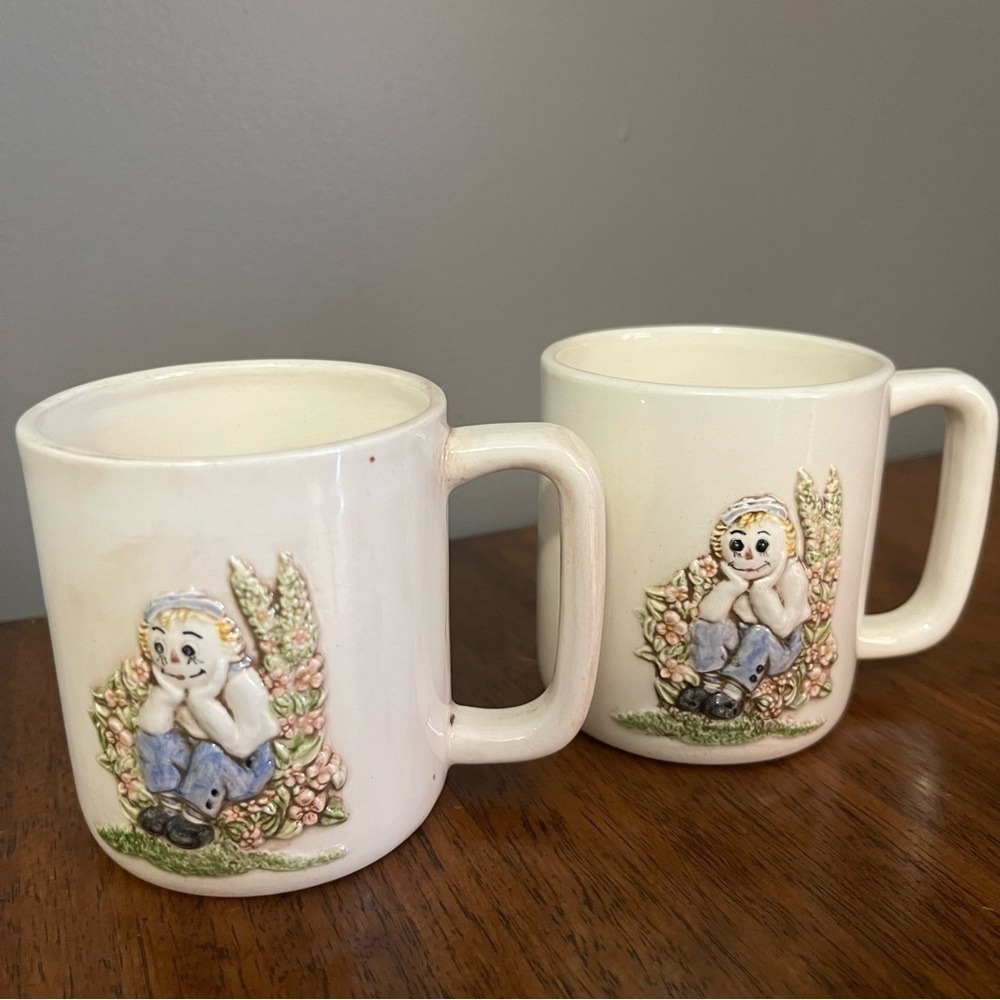 Vintage child's Raggedy Ann and Andy cup/mug. - Picture 7 of 14